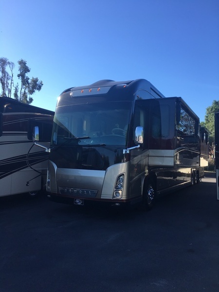 Newell Coach 45 Quad Slide 625 Hp RVs for sale