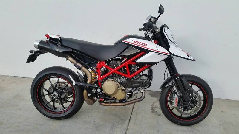 2011 Ducati Hypermotard 1100 EVO