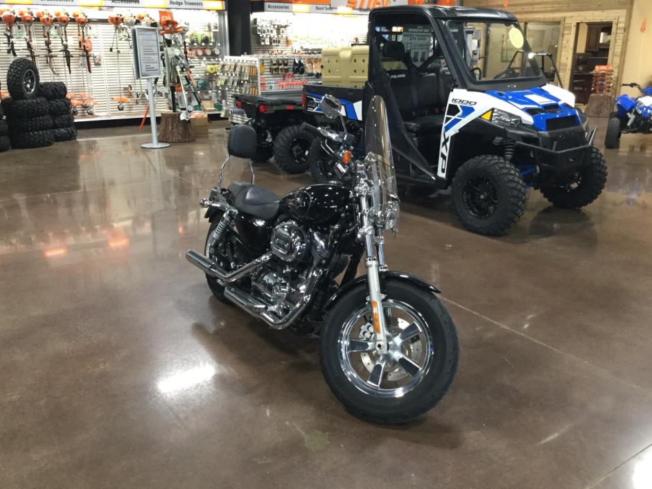 2013 Harley-Davidson Sportster 1200 Custom