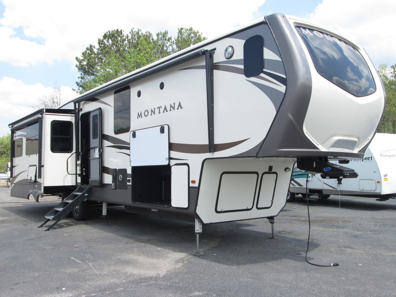 2017 Keystone Rv Montana 3921FB