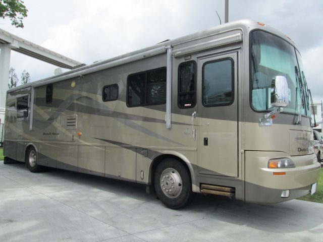 2004 Newmar Dutch Star 3810