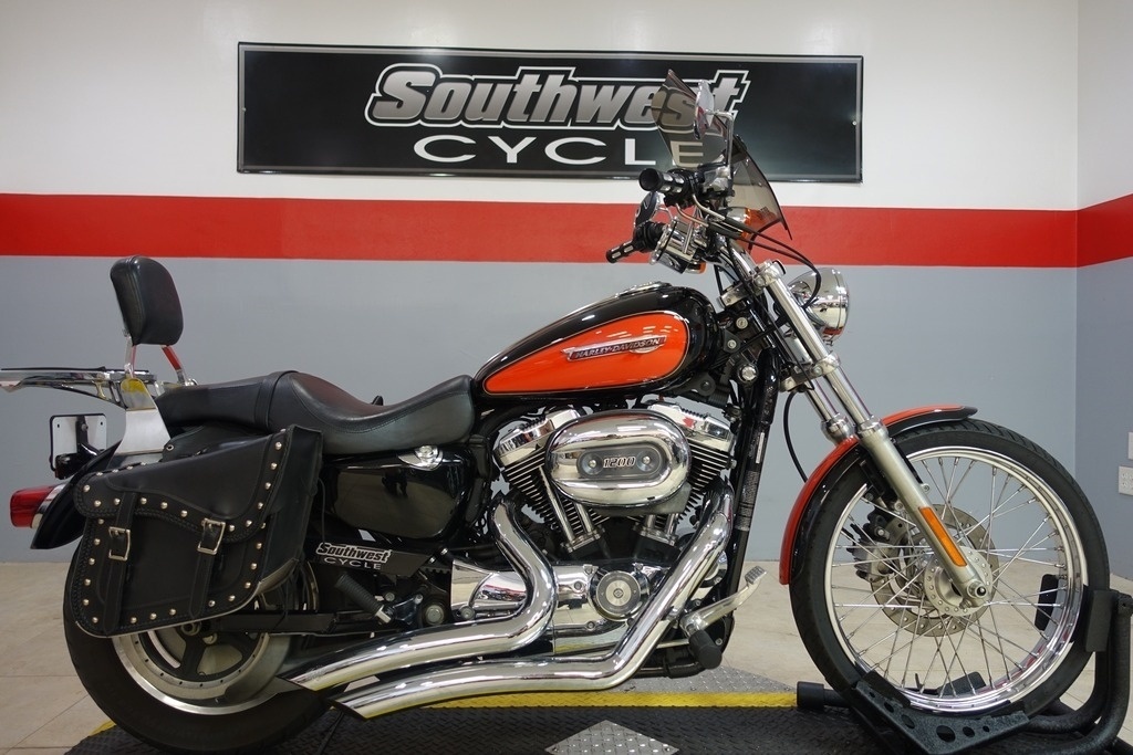 2009 Harley-Davidson Sportster 1200 Custom