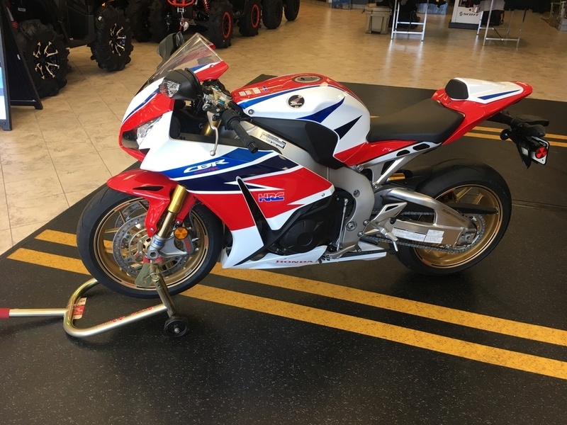 2014 Honda CBR 1000RR SP