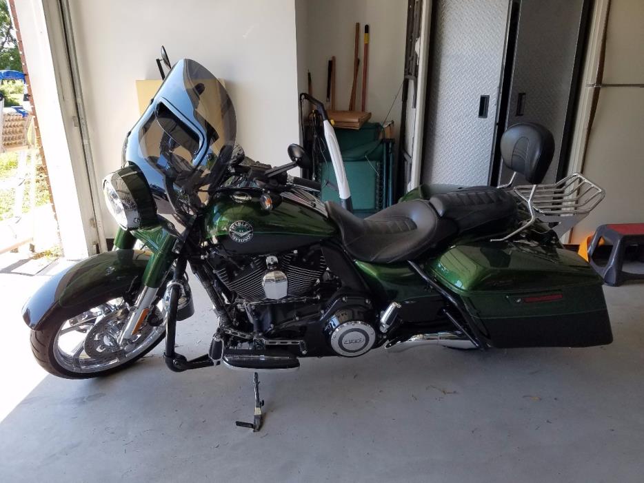 2014 Harley-Davidson CVO LIMITED