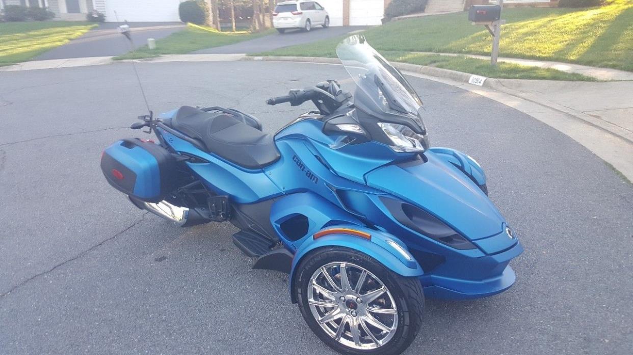 2015 Can-Am SPYDER ST LIMITED