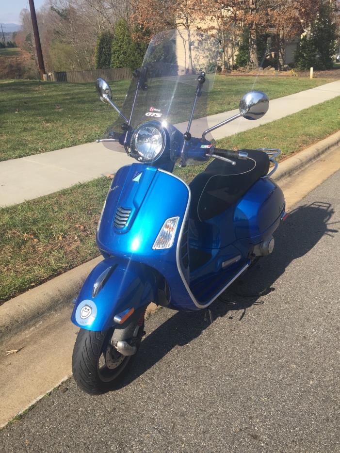 2015 Vespa GTS 300 SUPER