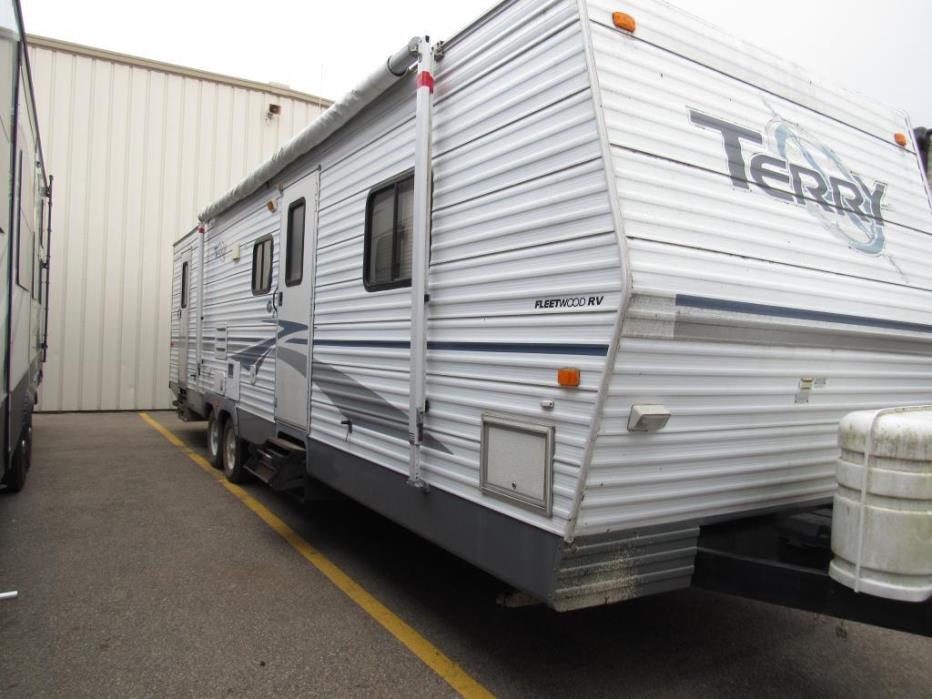 2005 Fleetwood Terry 33Z