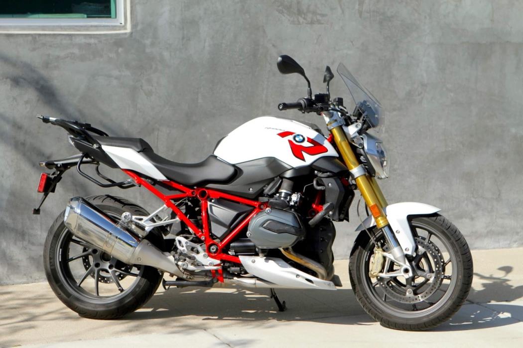 2015 BMW R1200R