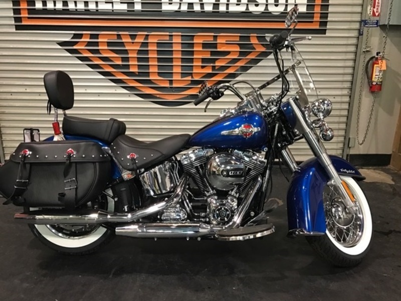 2017 Harley-Davidson FLSTC - Heritage Softail Classic