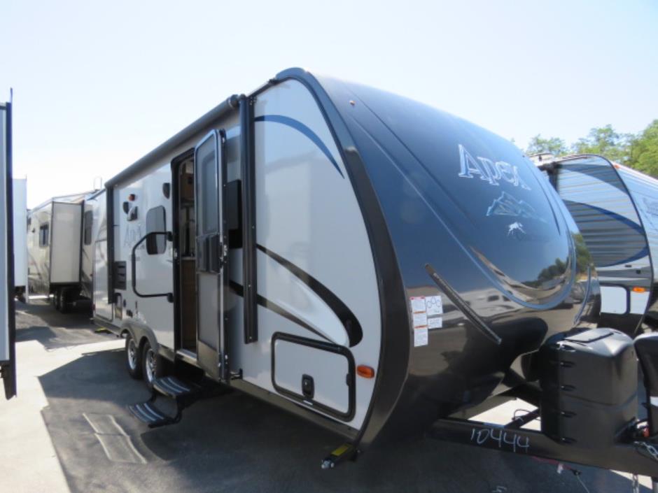 2017 Coachmen APEX 215RBK