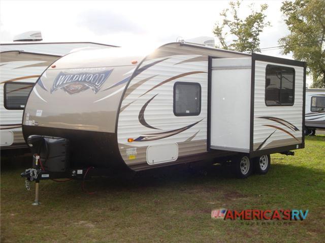 2018 Forest River Rv Wildwood X-Lite 232RBXL