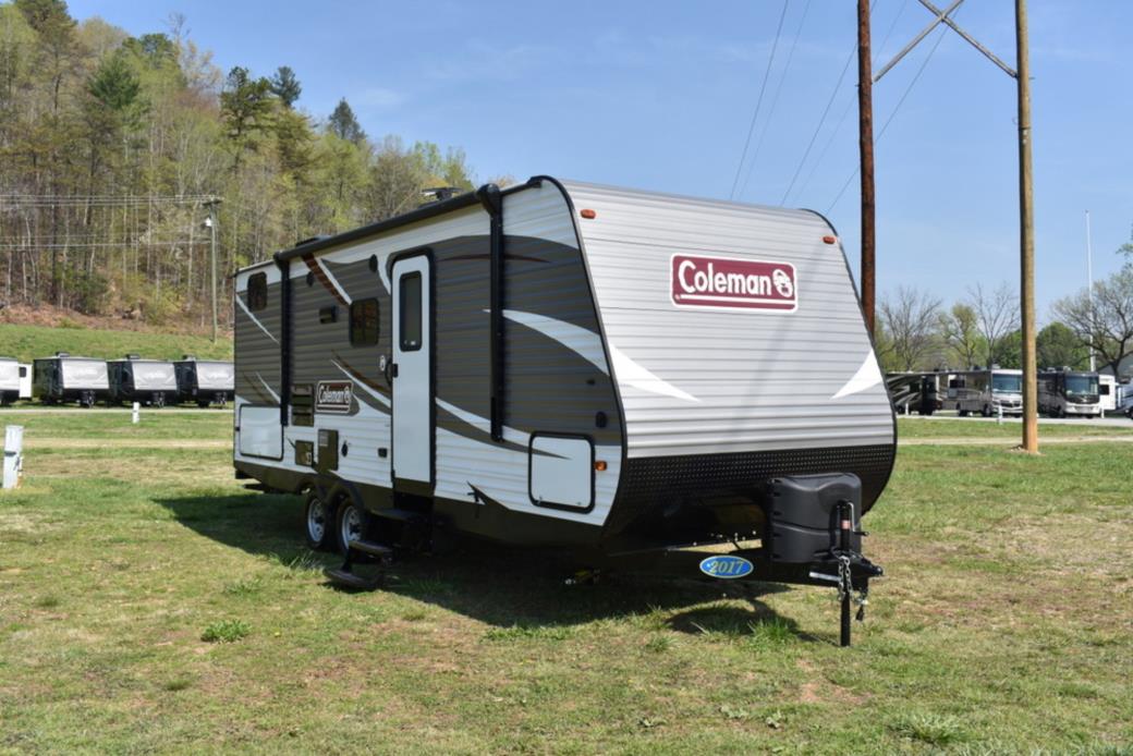 2017 Coleman COLEMAN CTS244BH