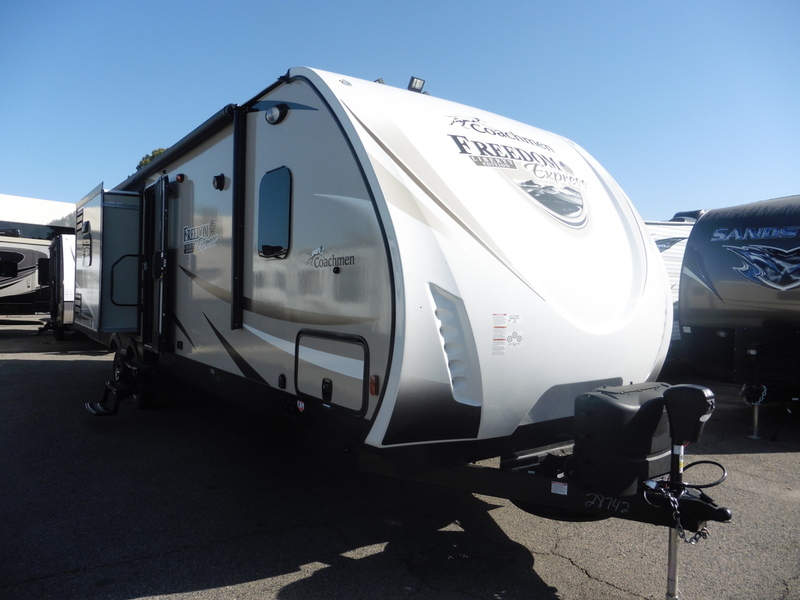 2018 Coachmen Freedom Express Liberty 320BHDSLE