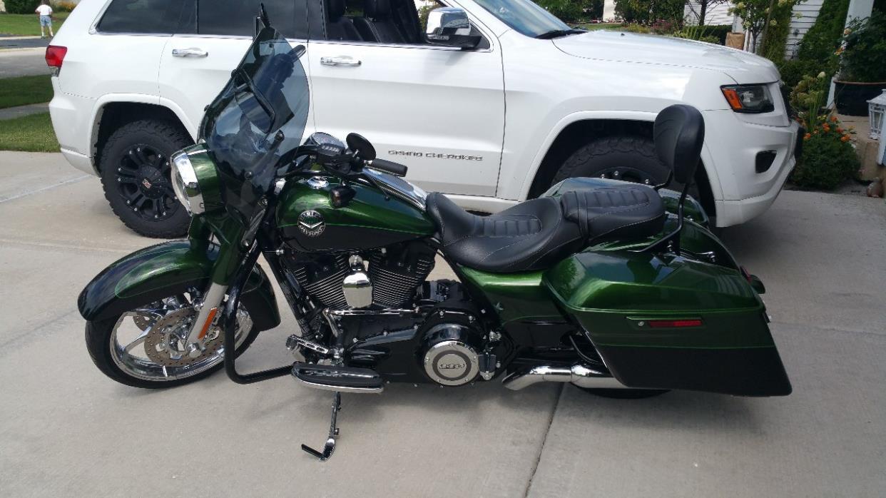 2014 Harley-Davidson ROAD KING CVO