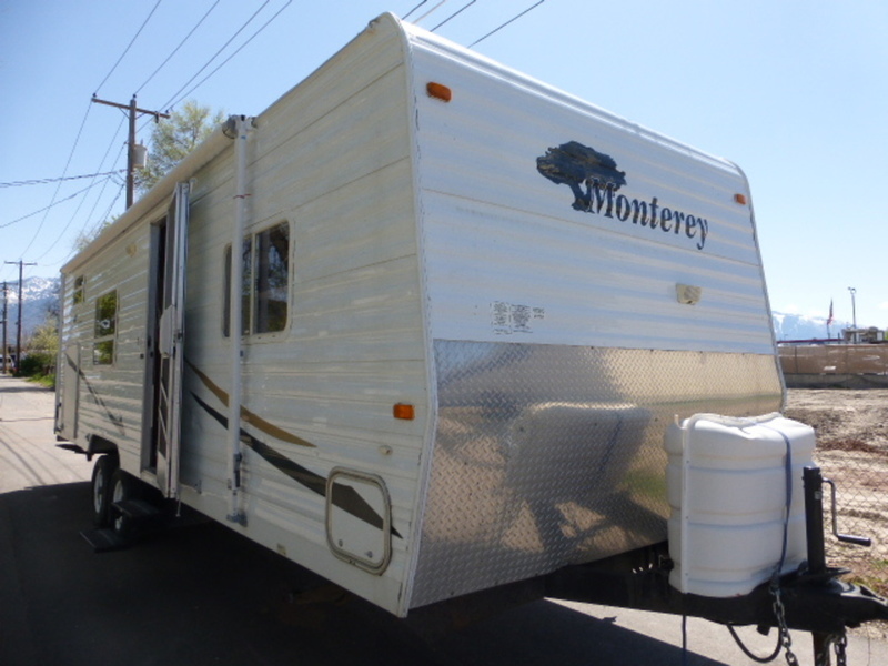 2005 Kit Monterey 267T