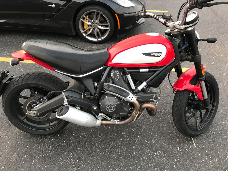 2015 Ducati SCRAMBLER ICON