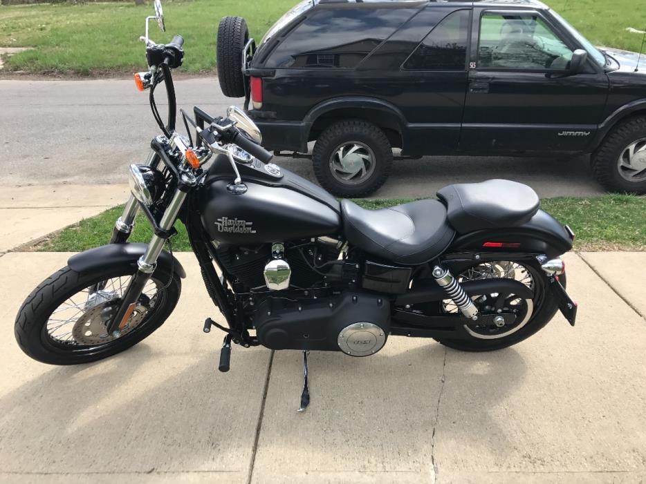 2016 Harley-Davidson DYNA STREET BOB