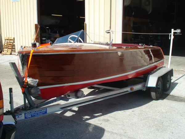 1948 Chris-Craft 17' Runabout