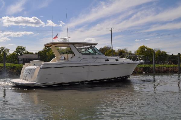 1998 Tiara 4000 Express