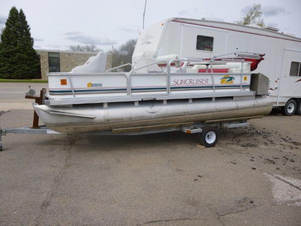 1996 Suncruiser Bimini 180