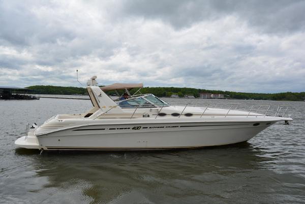 1999 Sea Ray 400 Express Cruiser