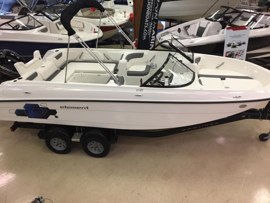 2017 Bayliner 210EL