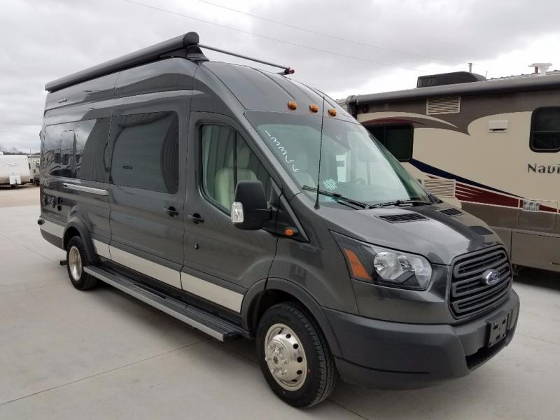 2018 Winnebago Paseo 48P