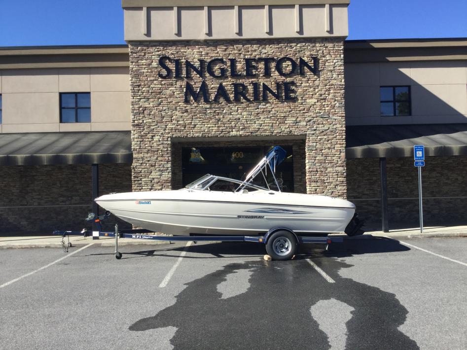 2012 Stingray Boats 195RX