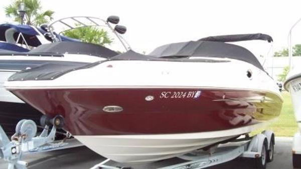 2007 Sea Ray 240 Sundeck