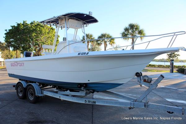 2002 Sea Fox 237 Center Console