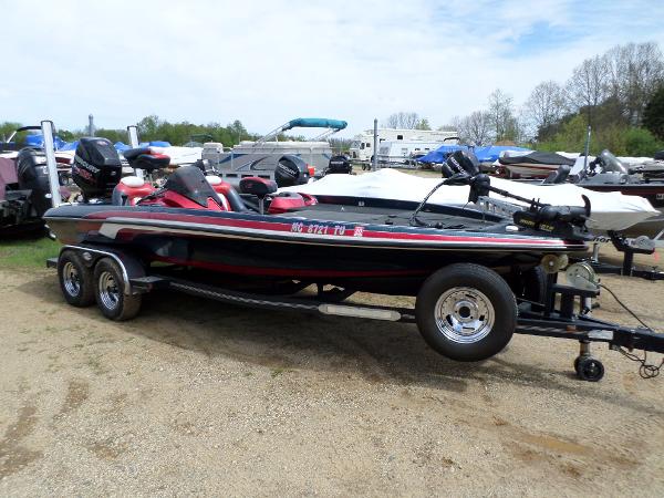 2012 Ranger Z520 Comanche