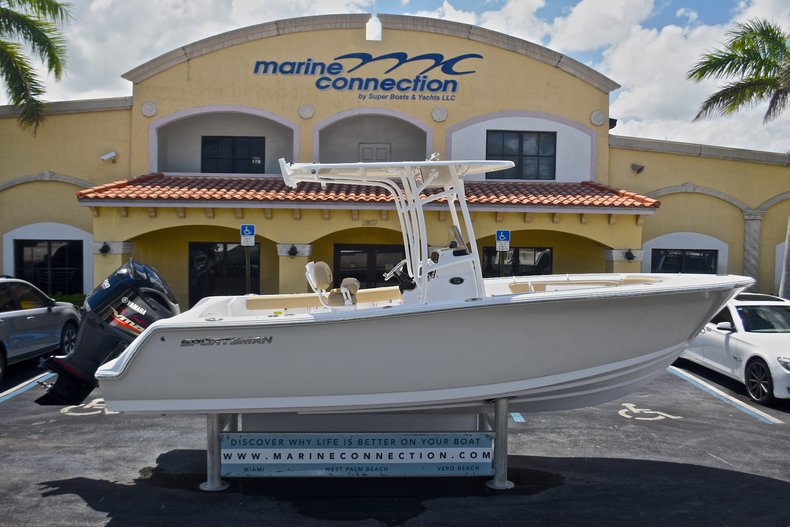 2017 Sportsman Heritage 231 Center Console