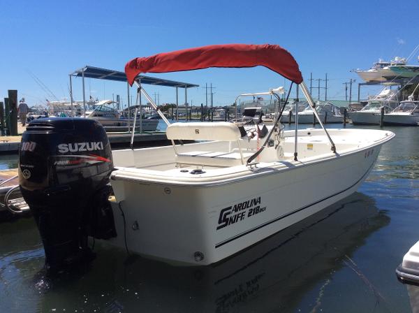 2010 Carolina Skiff 218 DLV