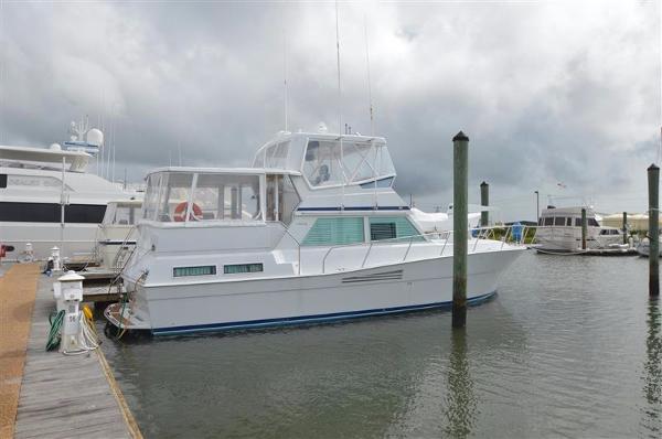 1988 Viking 44 Motor Yacht