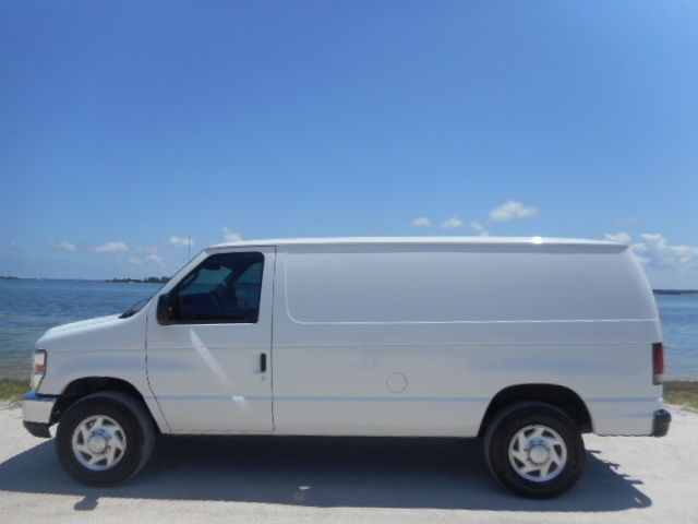 Ford : Other E-250 Cargo 11 ford e 250 cargo van cargo bin package clean commercial van