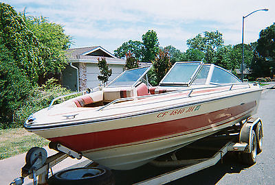 1989 20 feet Sea Ray boat trailer included