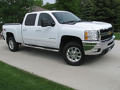 Chevrolet : Silverado 2500 2WD Crew Cab 2 wd crew cab low miles low price 1 owner white 2500 hd 6 1 2 bed
