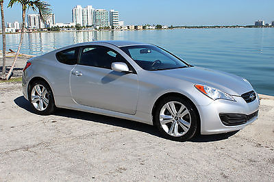 Hyundai : Genesis Coupe 2.0T ONLY 18K ACTUAL MILES KATZKIN LEATHER SEATS CLEAN CARFAX NEW TIRES A RARE FIND