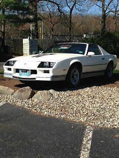 Chevrolet : Camaro HO 1984 chevrolet camaro z 28 coupe 2 door 5.0 l