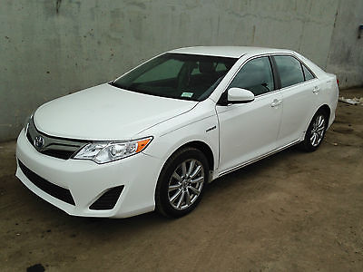 Toyota : Camry LE Hybrid 2013 toyota camry hybrid le sedan 4 door 2.5 l wow cheap will sell fast