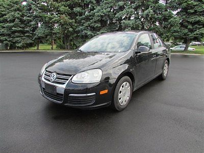 Volkswagen : Jetta 4dr Value Edition Automatic 4 dr value edition automatic low miles sedan manual gasoline 2.5 l 5 cyl black