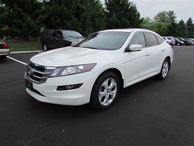 Honda : Accord Crosstour 4WD V6 5dr EX-L w/Navi 4 wd v 6 5 dr ex l w navi low miles sedan automatic gasoline 3.5 l v 6 cyl white diam