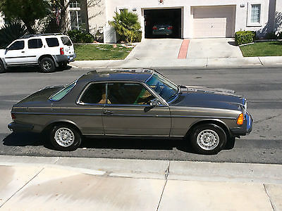 Mercedes-Benz : 300-Series Coupe 1984 mercedes 300 cd w 123