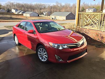 Toyota : Camry XLE Sedan 4-Door 2014 toyota camry xle 18 k miles heated seats