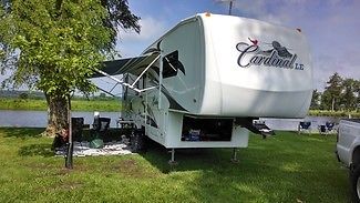 2007 Forest River Cardinal 31ft Fifth Wheel, 2 Slide Outs, 1 Owner, Great Cond!