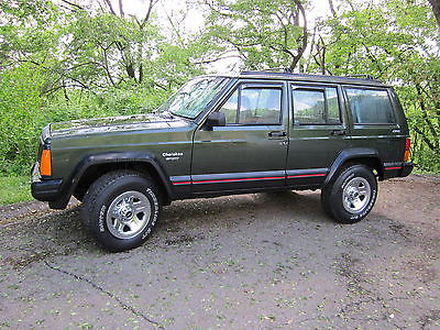 Jeep : Cherokee Five-Speed, Four-Door, 4WD Sport Utility 1996 jeep cherokee xj sport 5 speed moss green pearl 4 x 4 98 k miles relisted