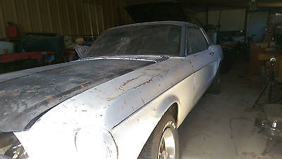 Ford : Mustang Coupe 1968 coupe 302 v 8 at power steering project car
