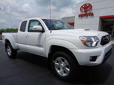 Toyota : Tacoma 6 Speed Manual 4x4 Access cab Stick New 2015 Tacoma Access Cab 4.0L V6 6 Speed Manual TRD Sport 4x4 6 Foot Bed 4WD