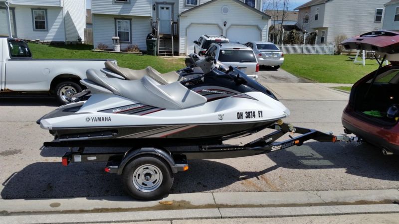 Pair of 2010 Yamaha VX Cruiser waverunners with trailer and WARRANTY