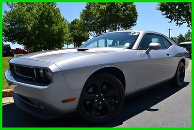 Dodge : Challenger SXT SINSITER SPORT GROUP 1 OWNER CLEAN CARFAX! 3.6 l sinister super sport group 20 black aluminum wheels bluetooth keyless go